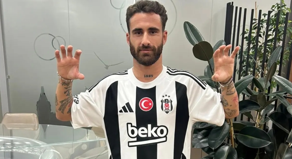 Rafa Silva Beşiktaş’ın yeni sezon formasıyla İstanbul’da!