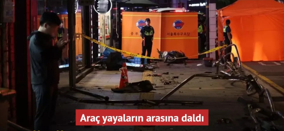 Araç yayaların arasına daldı: Ölü ve yaralılar var