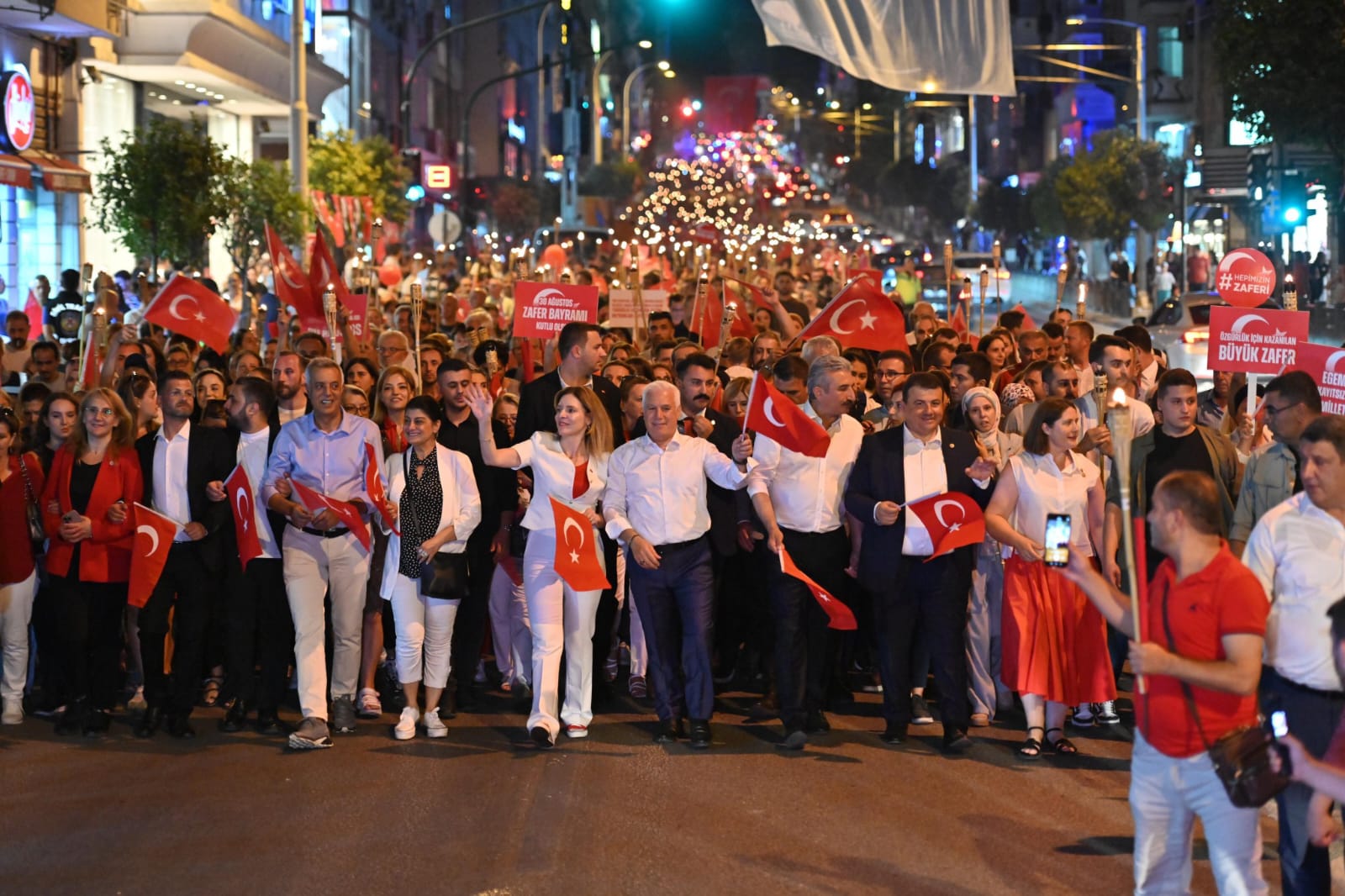 Bursa Büyükşehir Belediye Başkanı Bozbey 30 Ağustos Hepimizin Zaferi