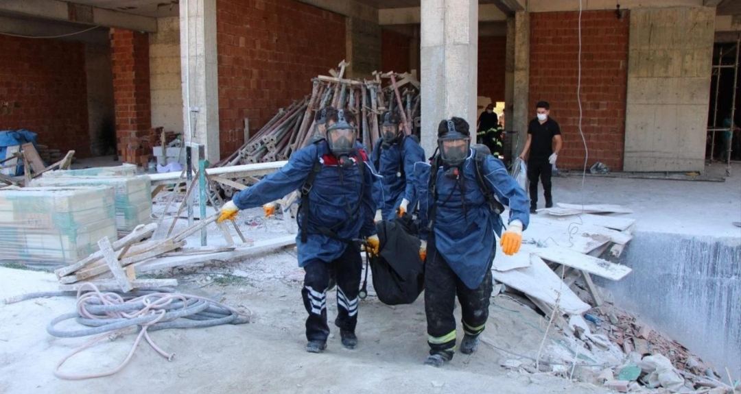 Amasya'da inşaattan kötü koku