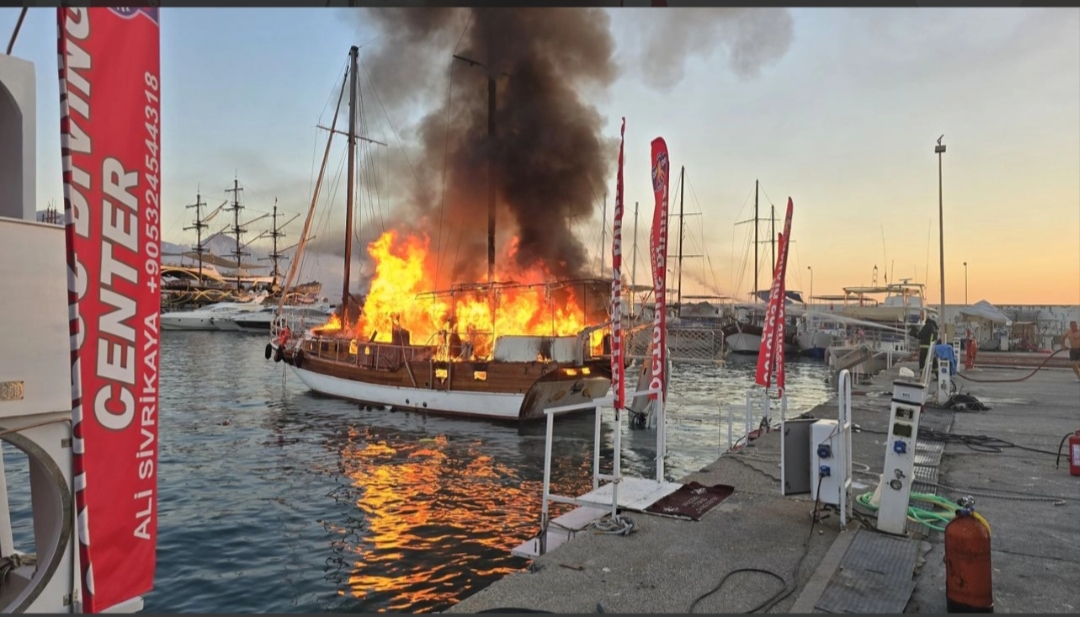 Antalya'nın Kemer ilçesinde gezi