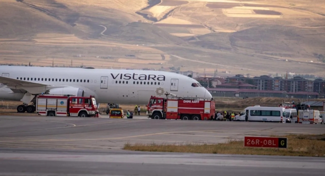 Erzurum’a acil iniş yapan Hindistan uçağına dair Yerlikaya ve Uraloğlu’ndan açıklama!