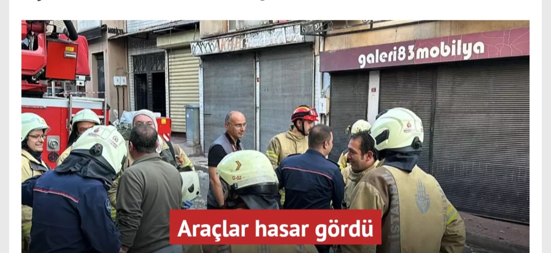 Araçlar hasar gördü Beyoğlu’nda bina çöktü