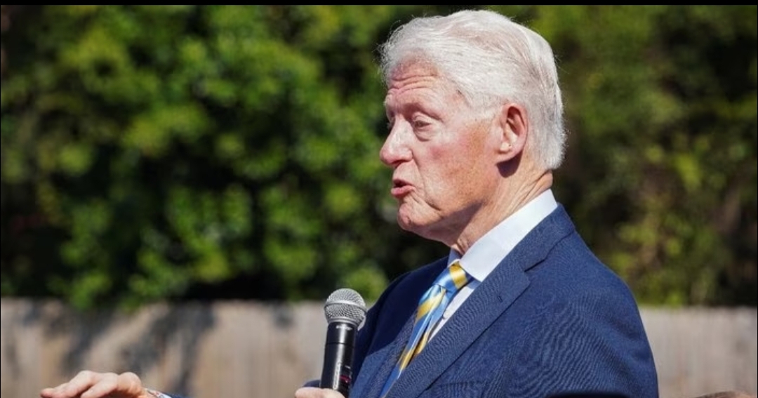 Bill Clinton, Kamala Harris’in Michigan’daki mitinginde konuştu. İsrail’e destek veren