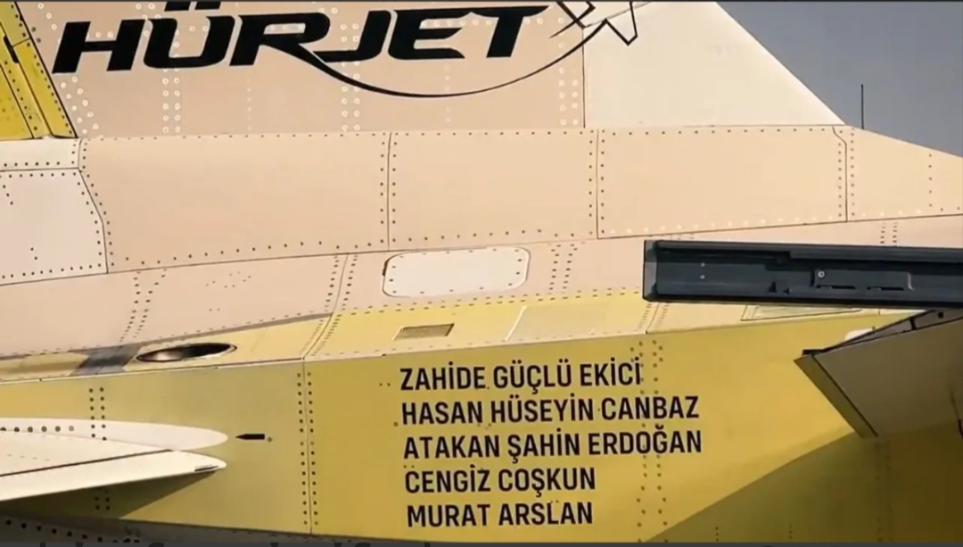 HÜRJET’in ikinci prototipi, şehit isimleriyle ilk uçuşunu gerçekleştirdi