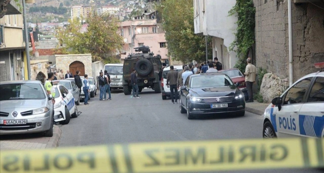 İzmir'in Seferihisar ilçesinde, gözaltı