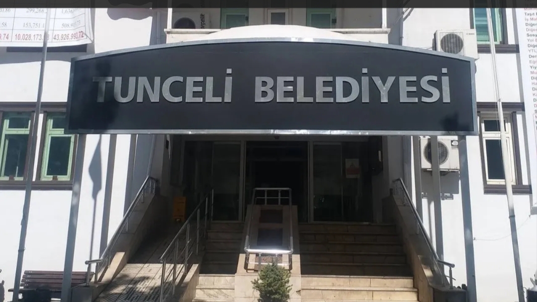 Tunceli ve Ovacık Belediyeleri'ne