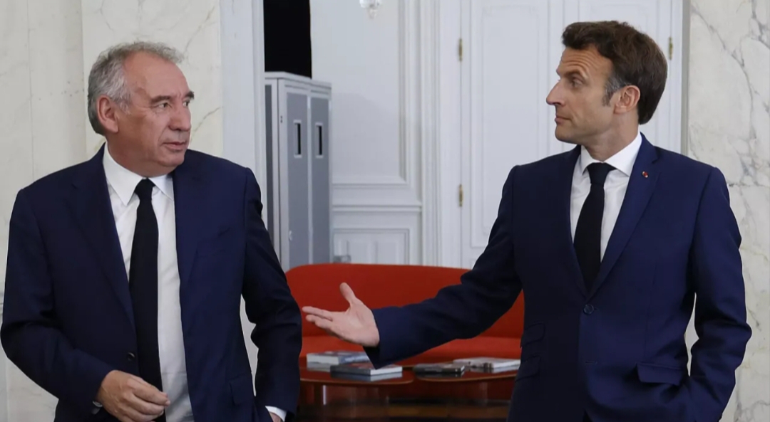 Macron, yeni başbakan olarak François Bayrou’yu atadı