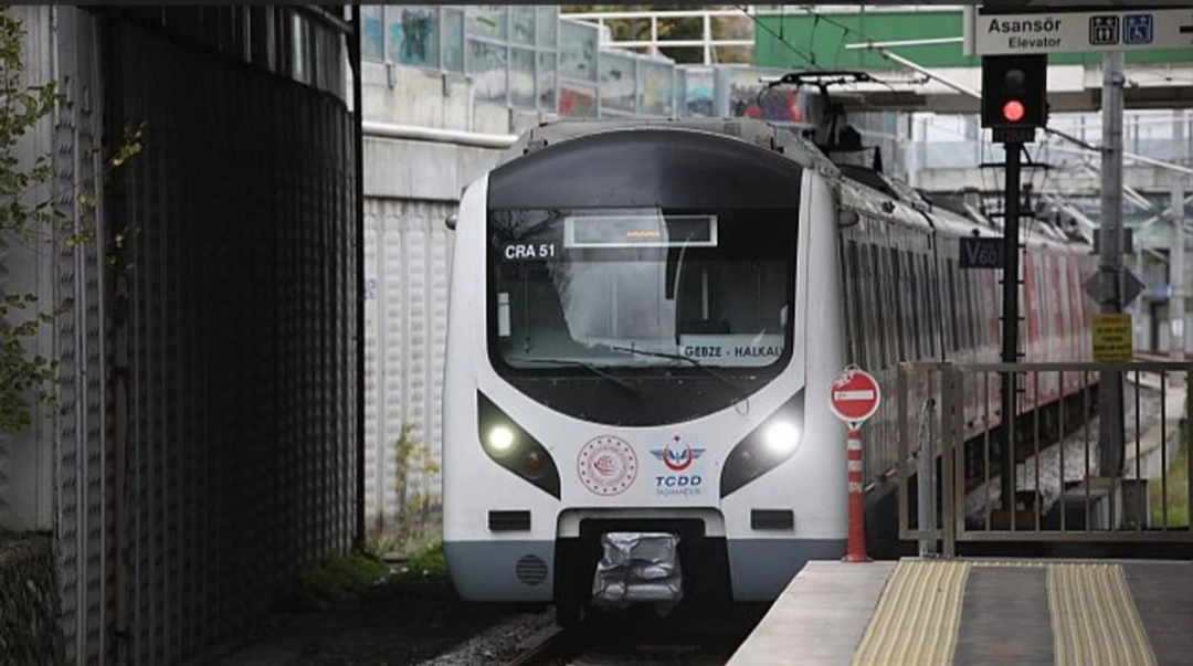 Marmaray günlük yolcu rekorunu kırdı: 743 bin 596 yolcu taşındı