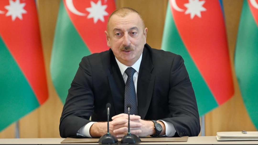 Azerbaycan Cumhurbaşkanı Aliyev, Kazakistan'da